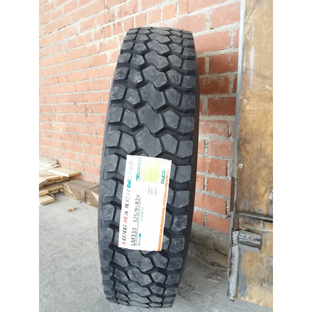 Грузовая шина 325/95 R24 Long March LM-338 22PR в Пыть-Яхе