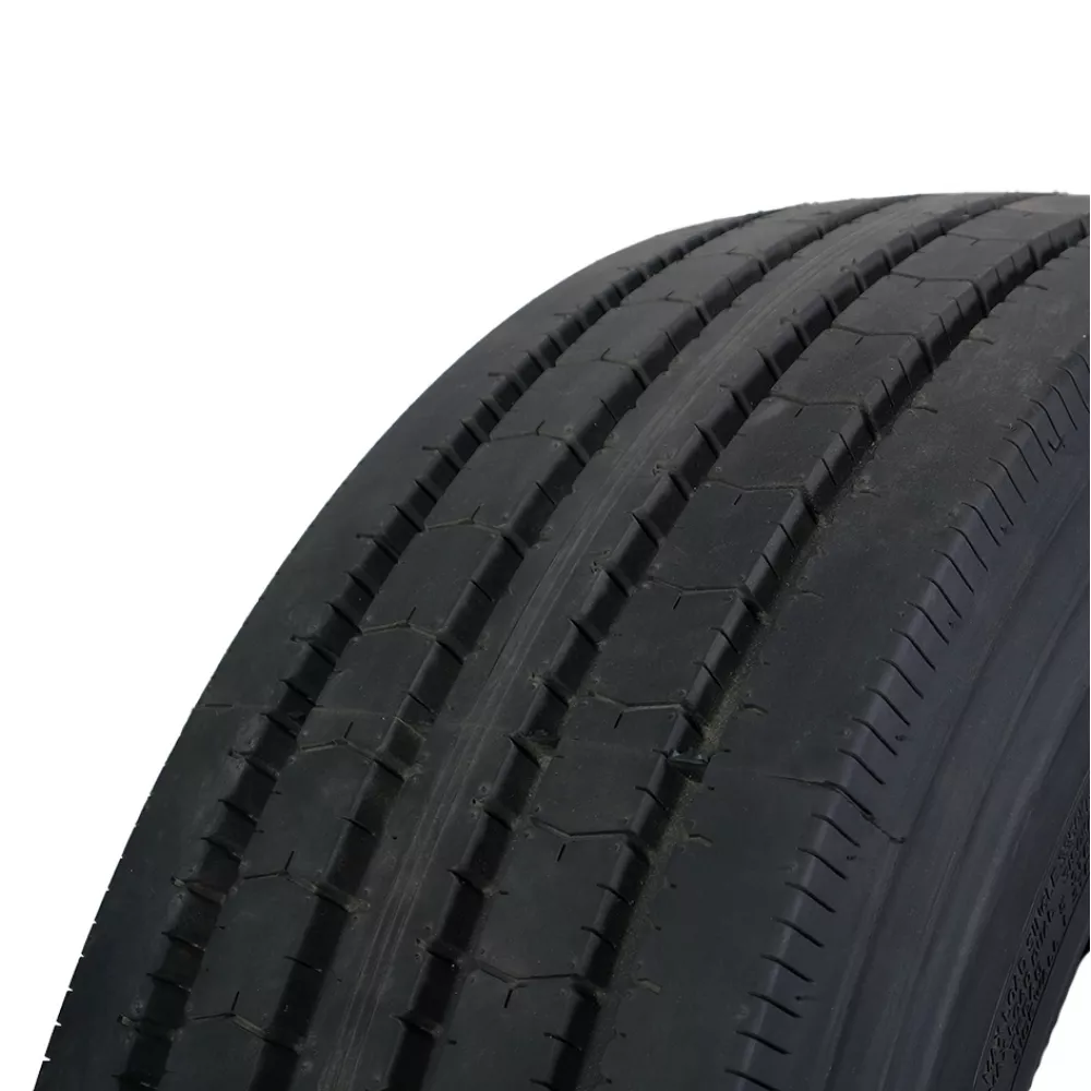 Грузовая шина 285/70 R19,5 Long March LM-216 18PR в Пыть-Яхе