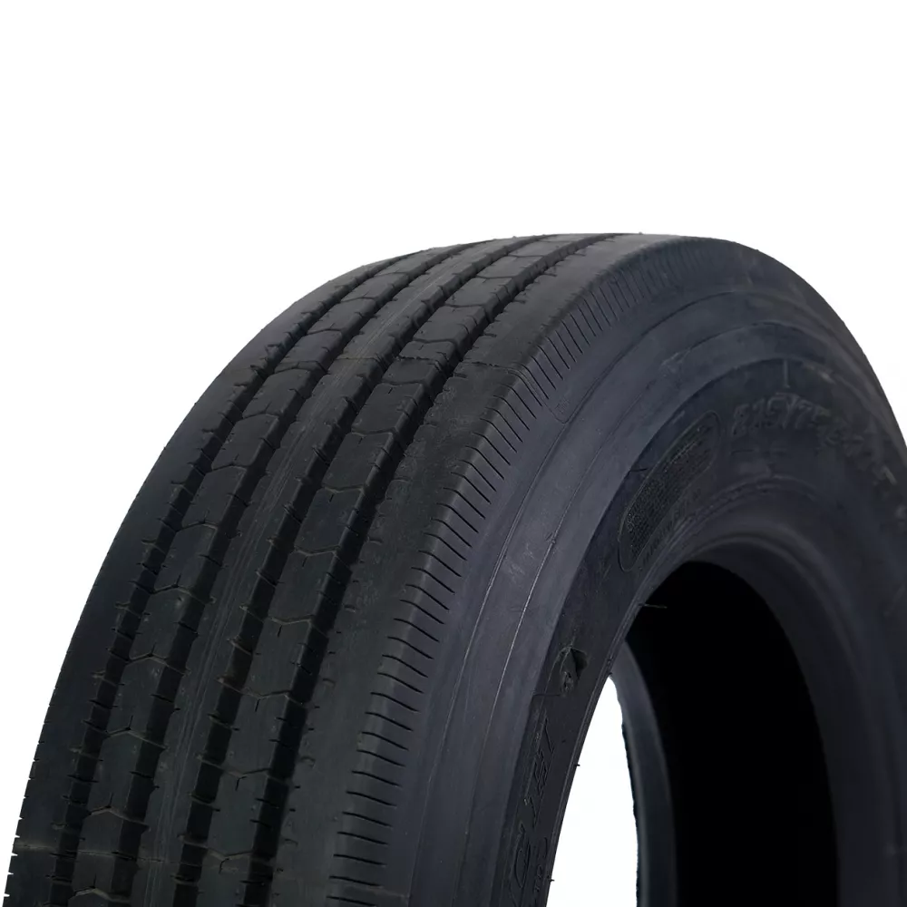 Грузовая шина 215/75 R17,5 Long March LM-216 16PR в Пыть-Яхе