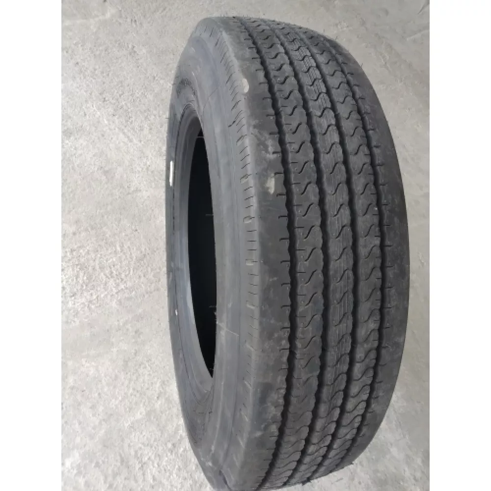 Грузовая шина 255/70 R22,5 Long March LM-120 16PR в Пыть-Яхе