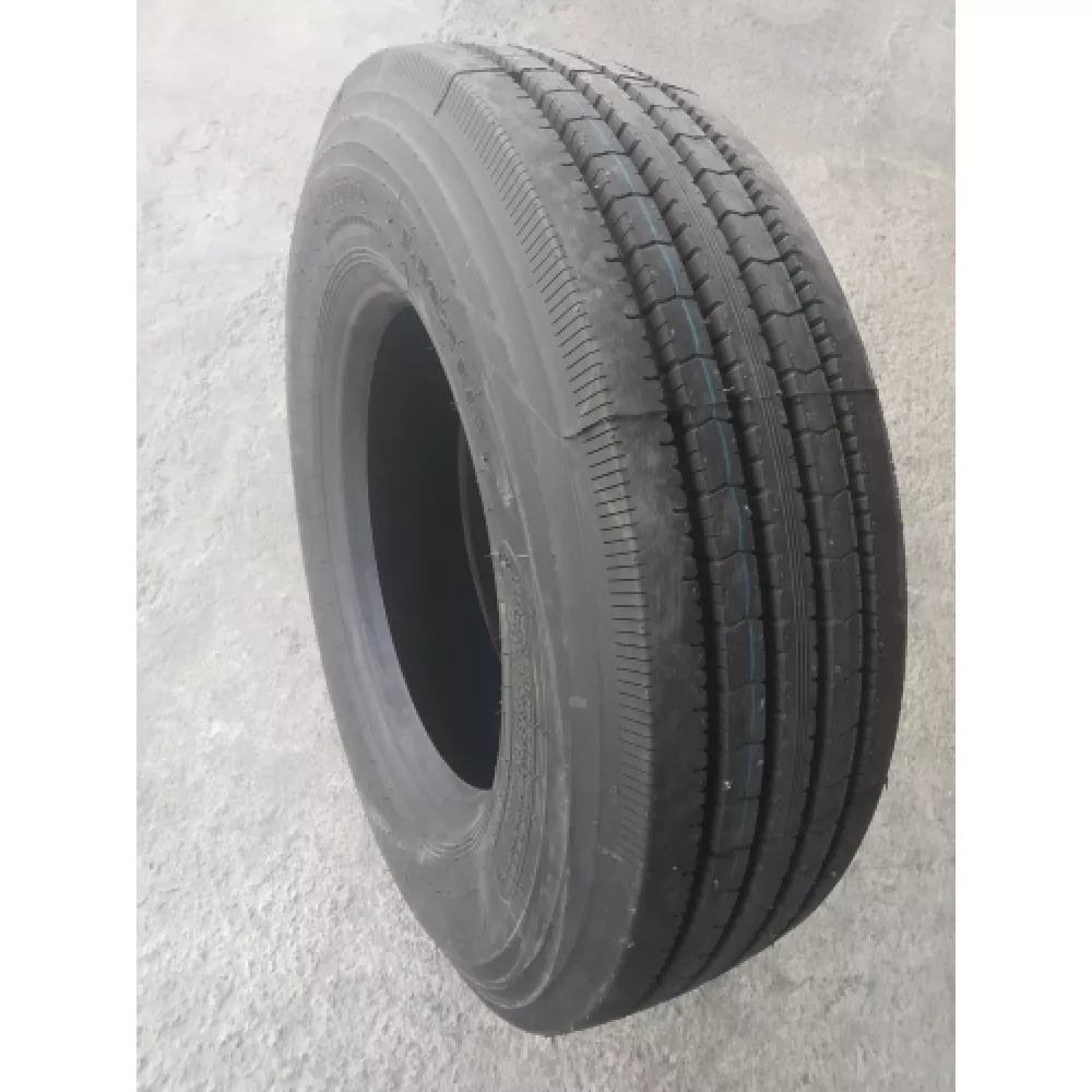 Грузовая шина 235/75 R17,5 Long March LM-216 18PR в Пыть-Яхе