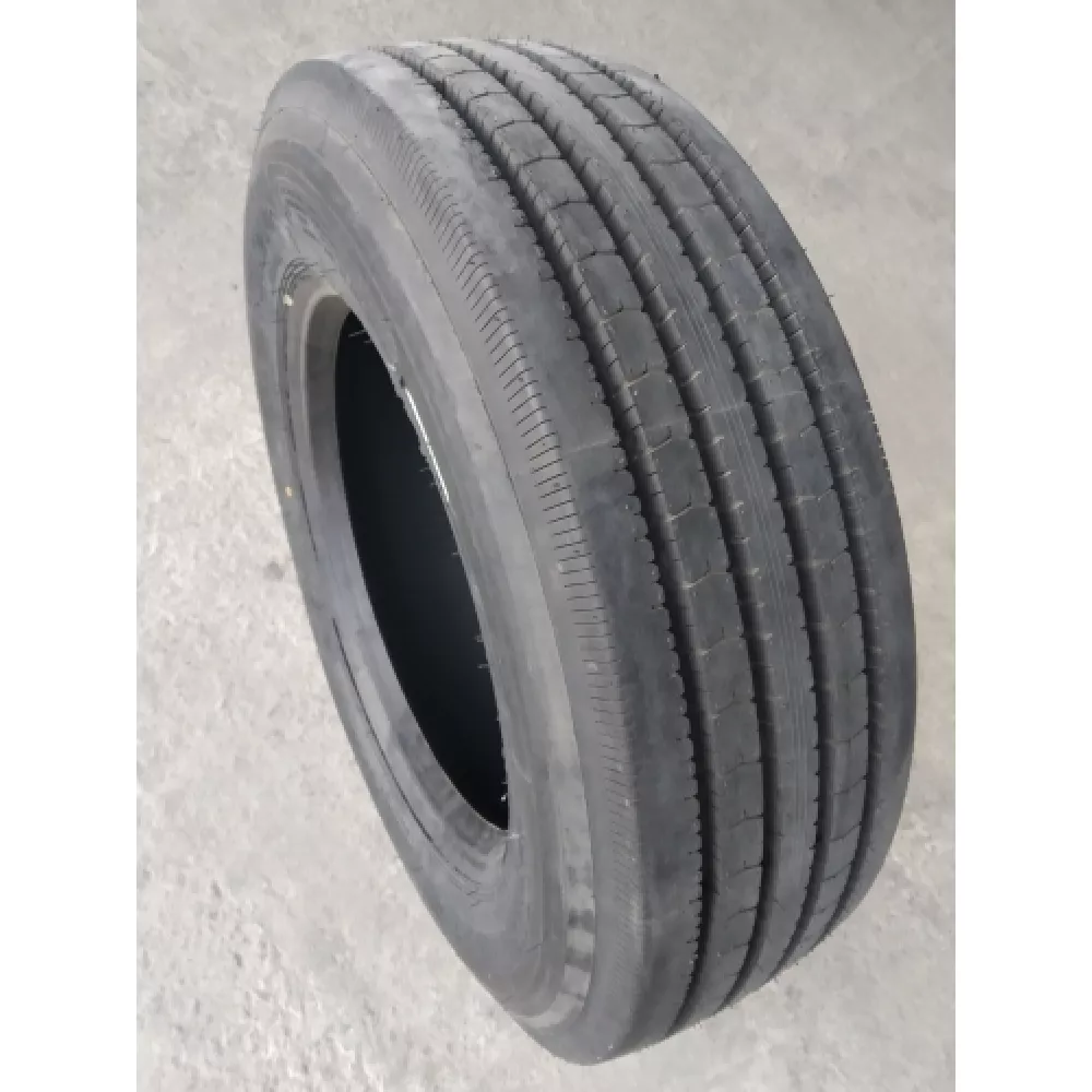 Грузовая шина 245/70 R19,5 Long March LM-216 16PR в Пыть-Яхе